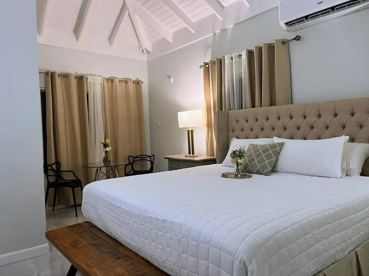 Charming Retreat Beach Access Saint Annʼs Bay Jamajka